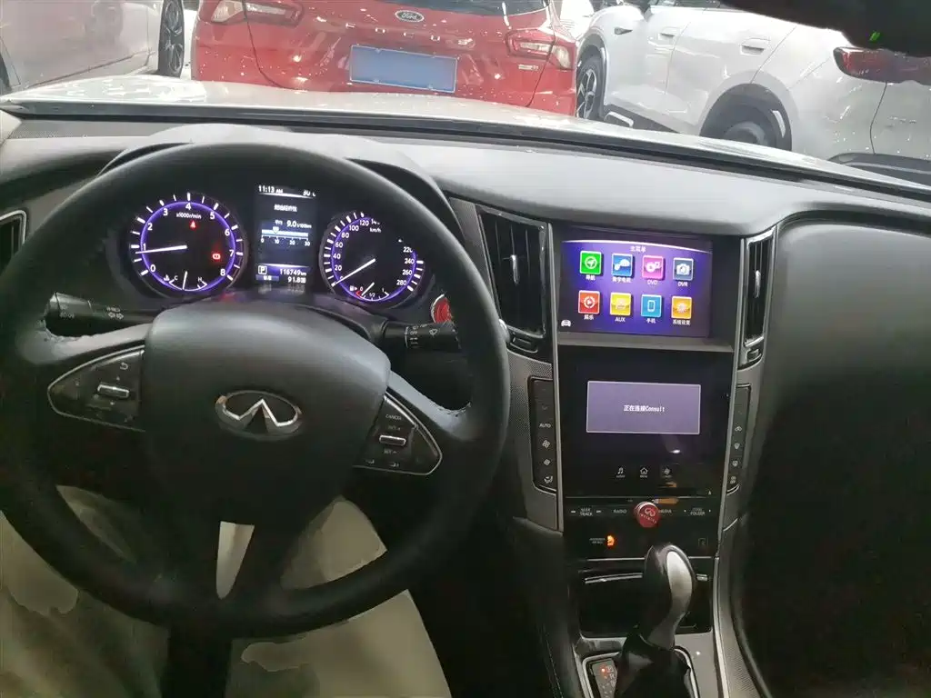 Infiniti Q50L 2015 — фото 10