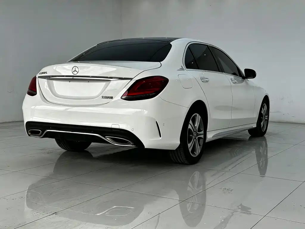 Mercedes-Benz C-Class 2019 — фото 14