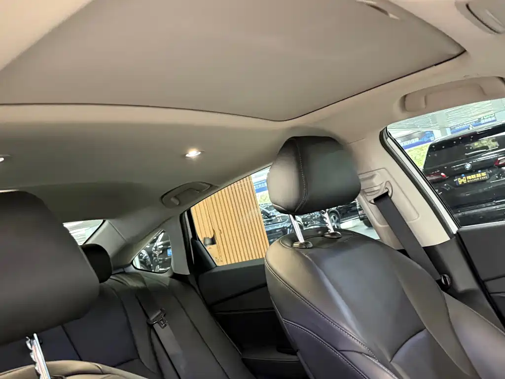 Honda Inspire 2025 — фото 12