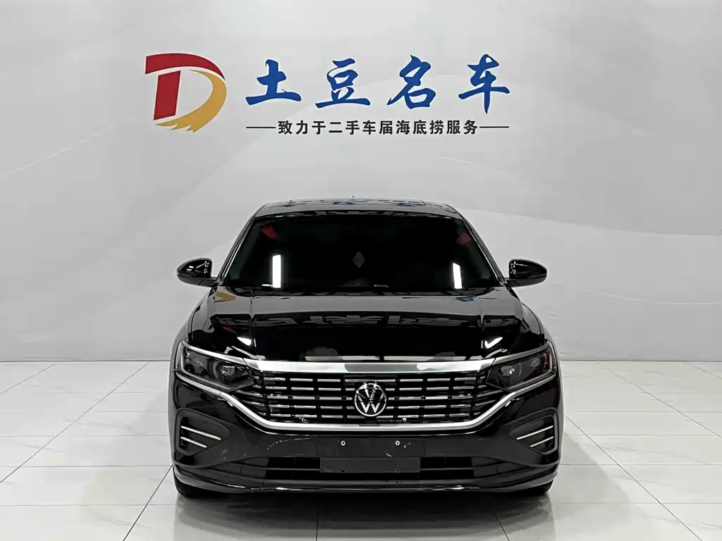 Volkswagen Passat 2023