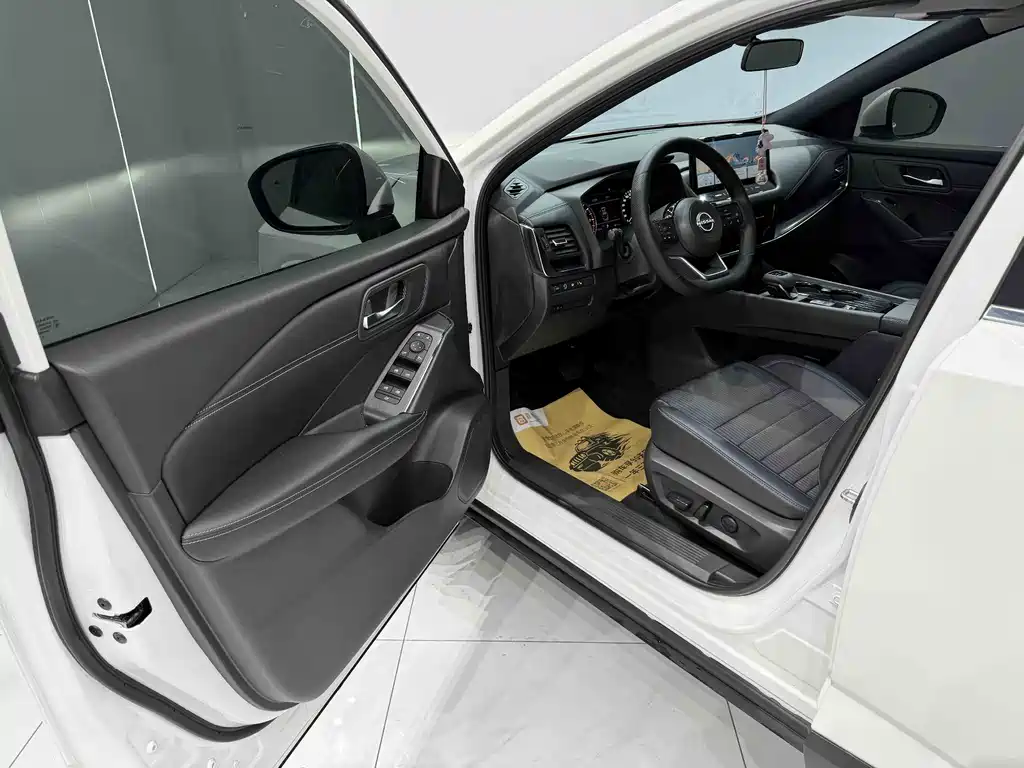 Nissan Qashqai 2024 — фото 15