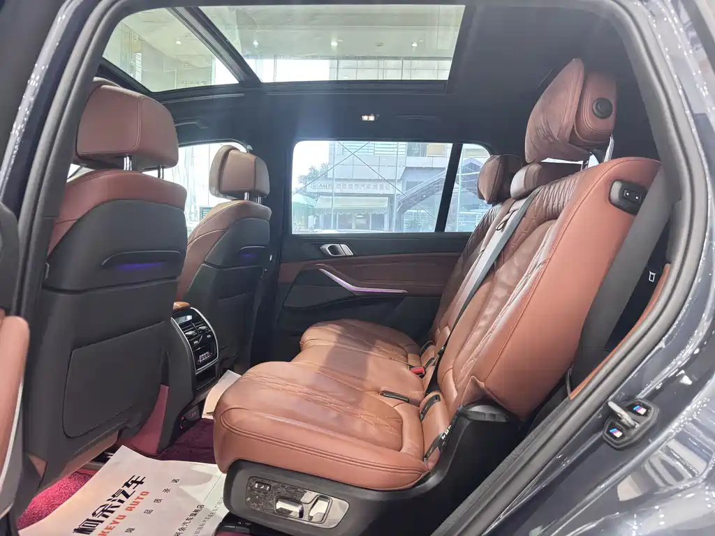 BMW X7 2019 — фото 14
