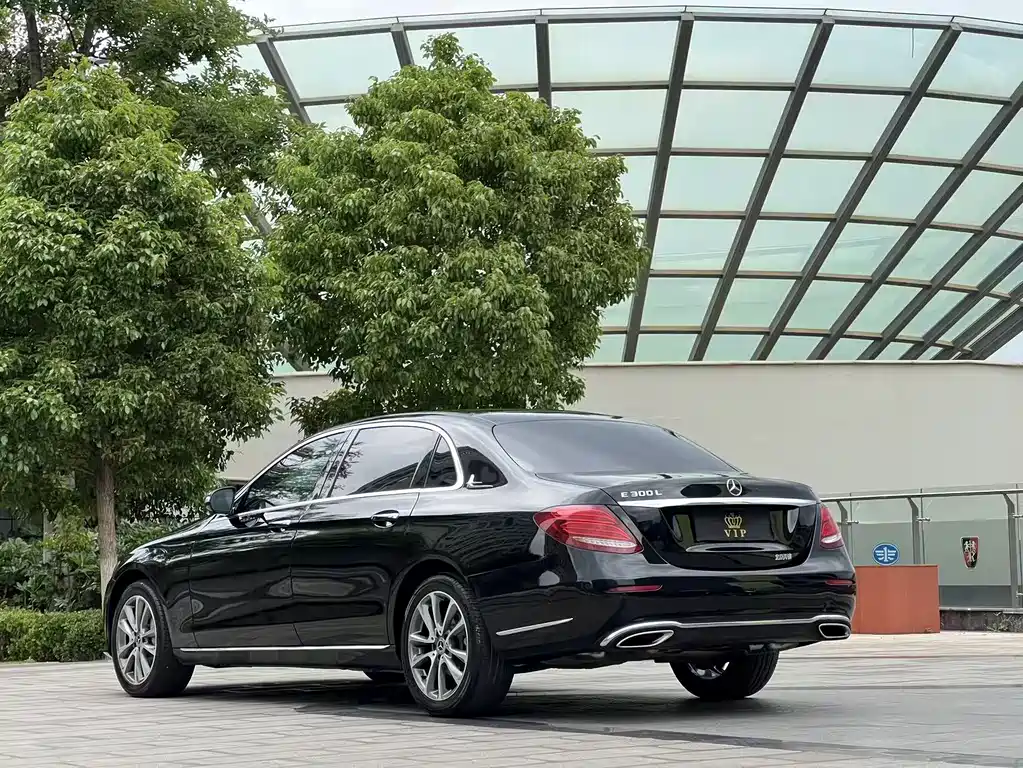 Mercedes-Benz E-Class 2018