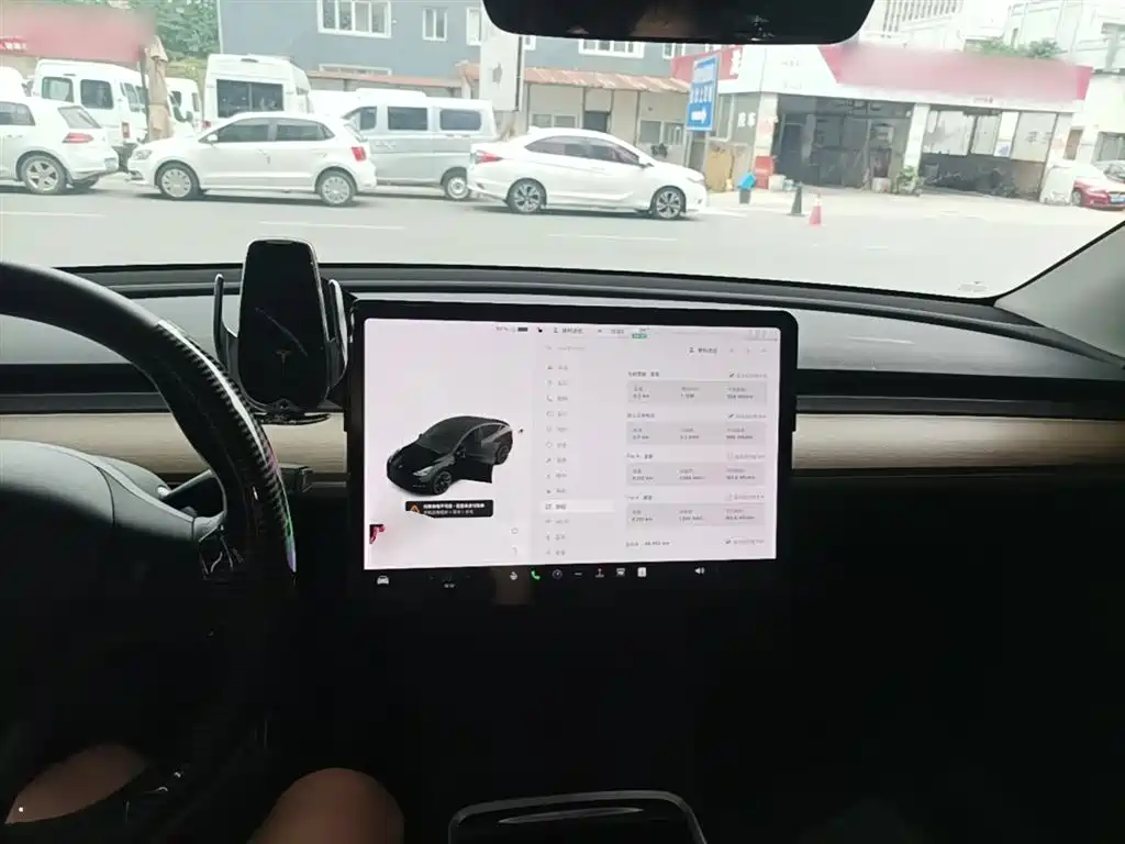 Tesla Model Y 2021 — фото 10