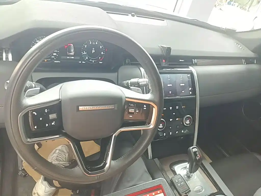 Land Rover Discovery Sport 2022 — фото 10