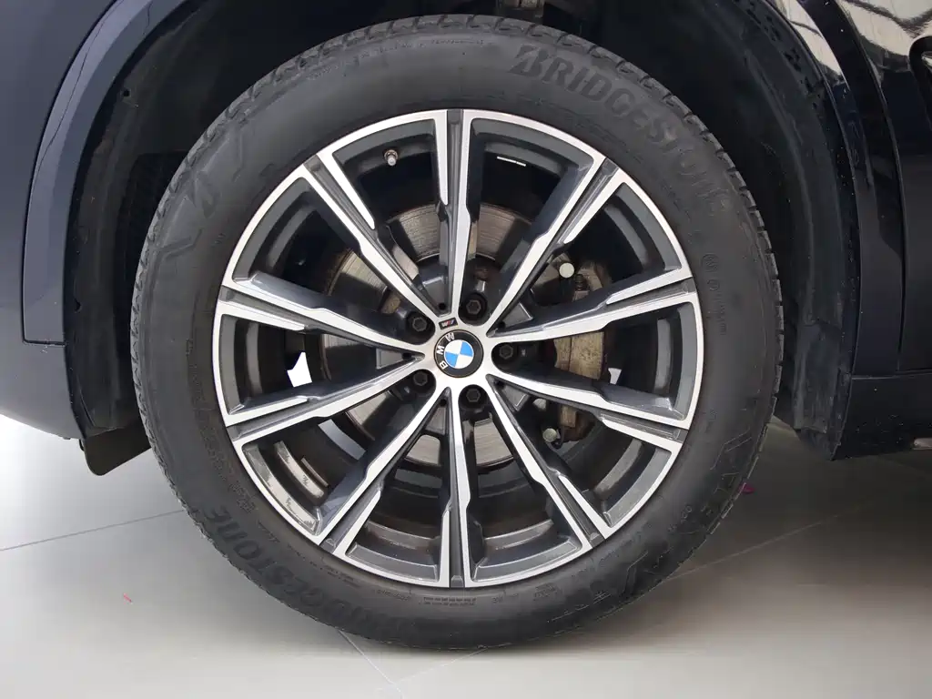 BMW X5 2022 — фото 12