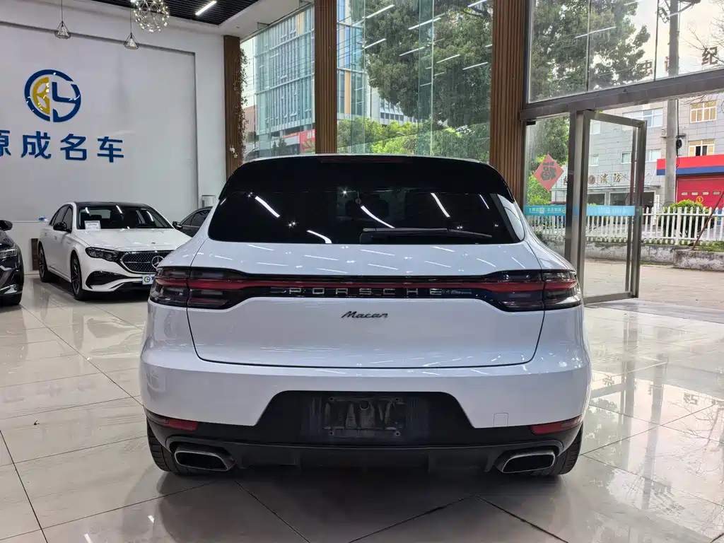 Porsche Macan 2021 — фото 13