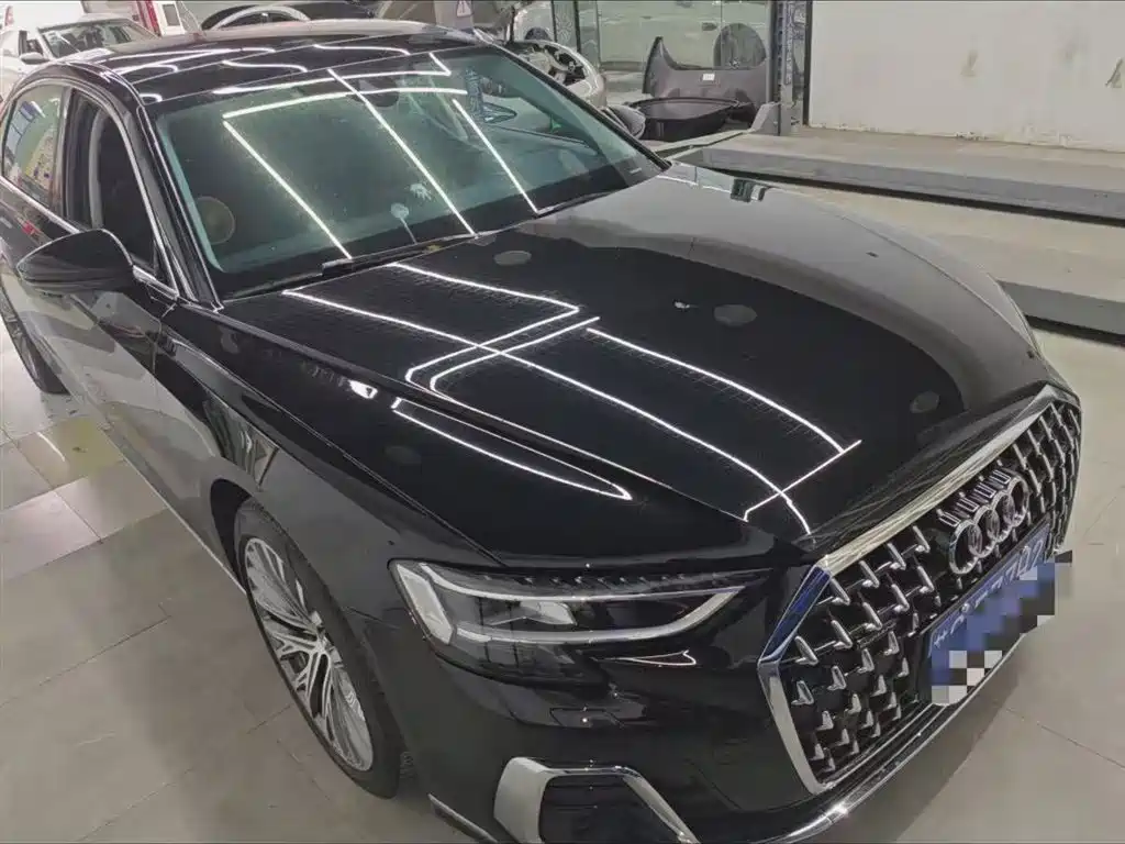 Audi A8 2023