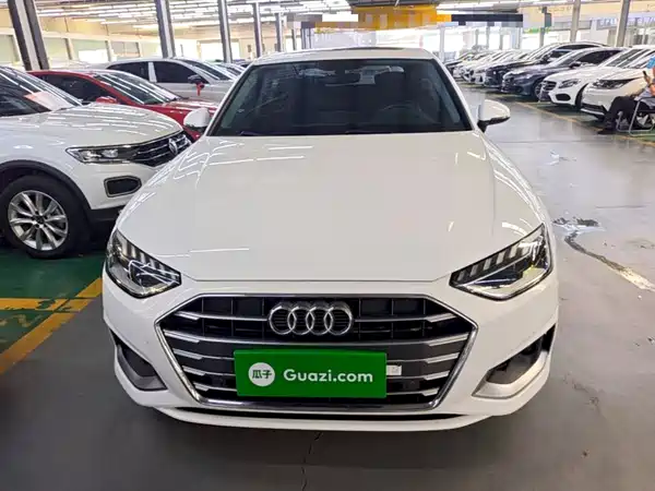 Audi A4L 2021