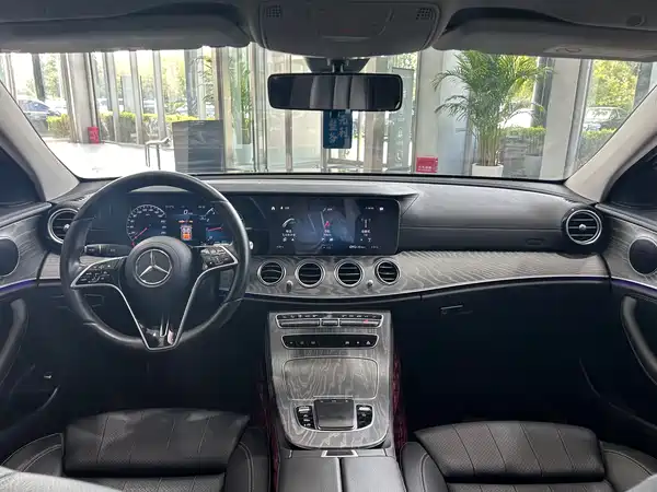 Mercedes-Benz E-Class 2021