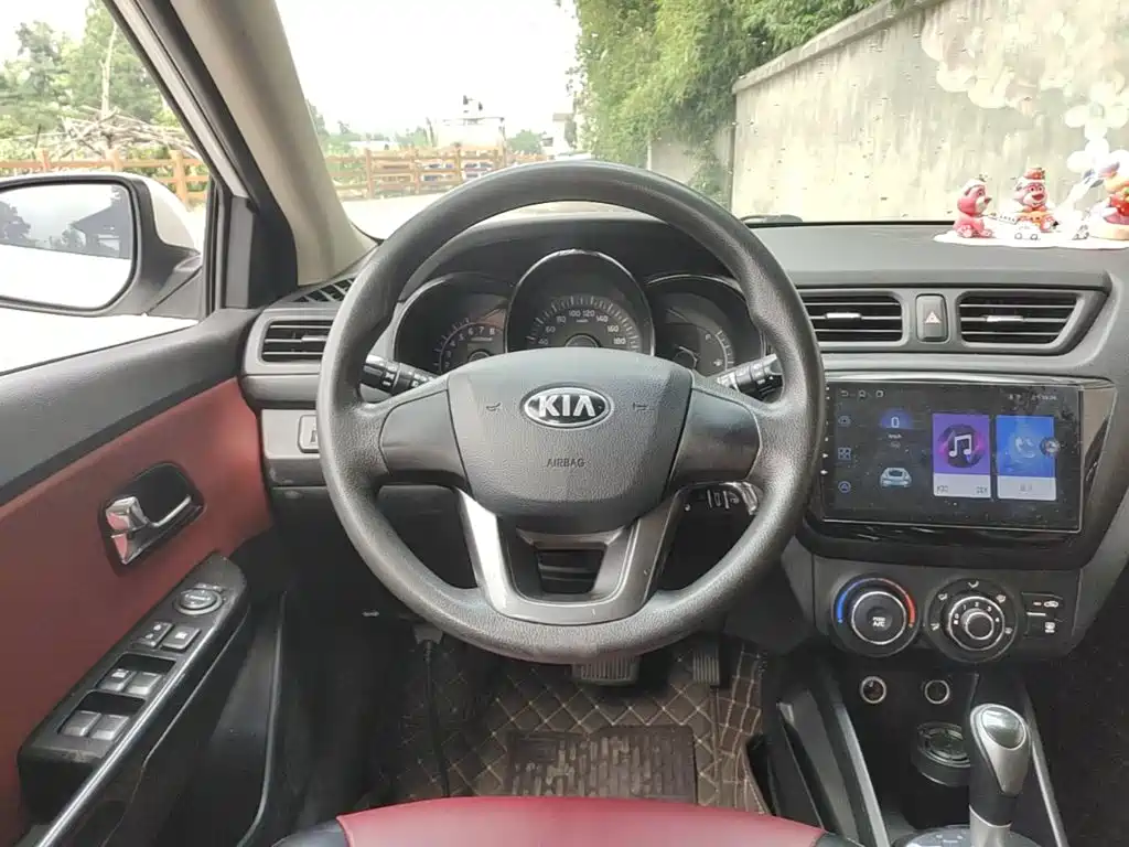 Kia K2 2014