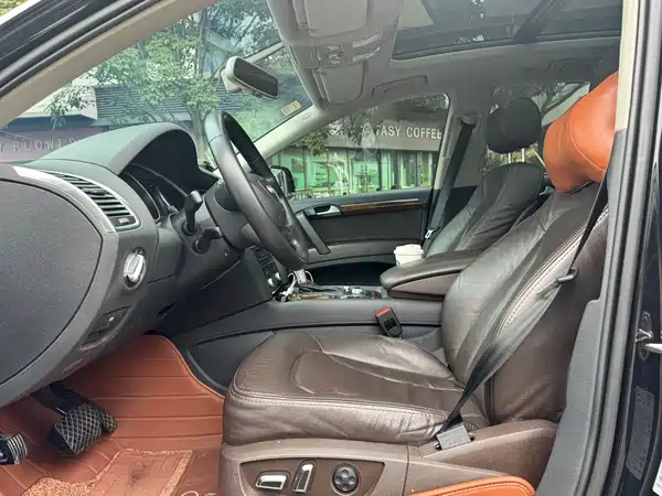 Audi Q7 2010