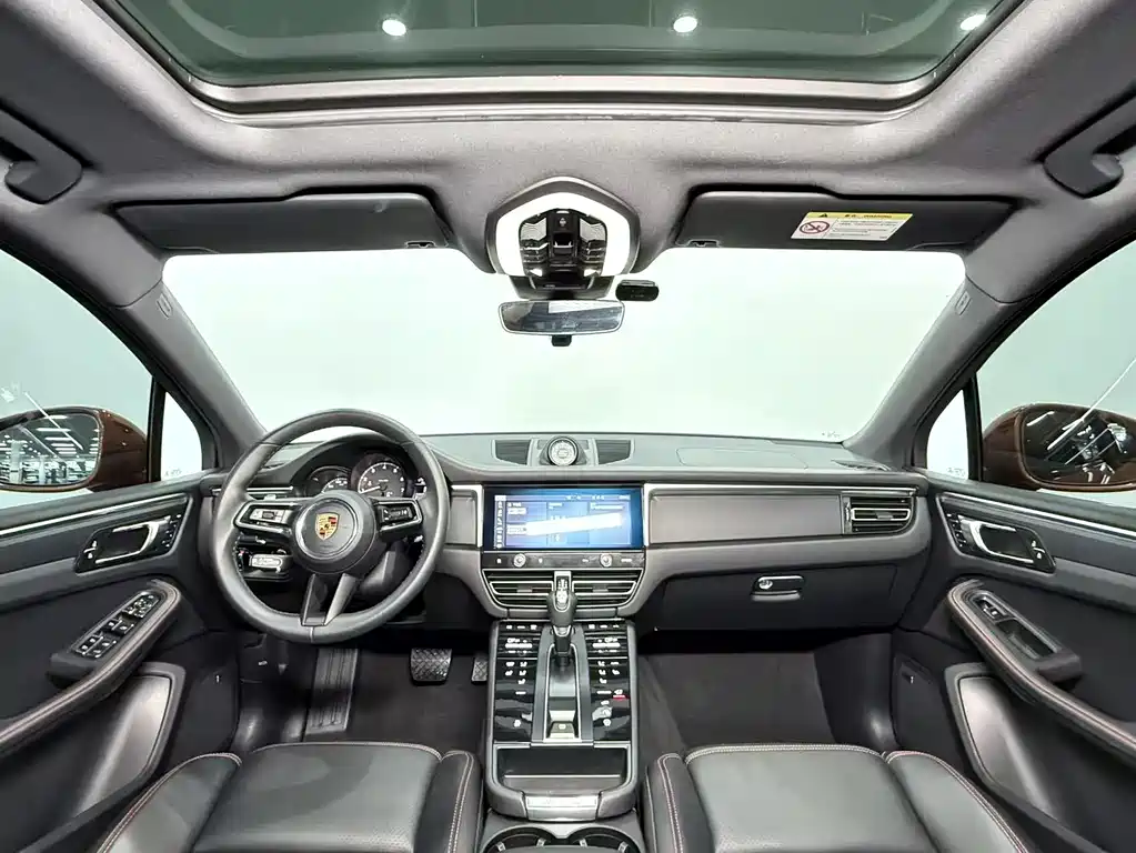Porsche Macan 2022 — фото 7