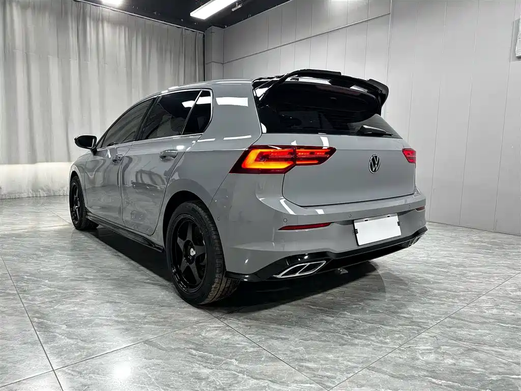 Volkswagen Golf 2022