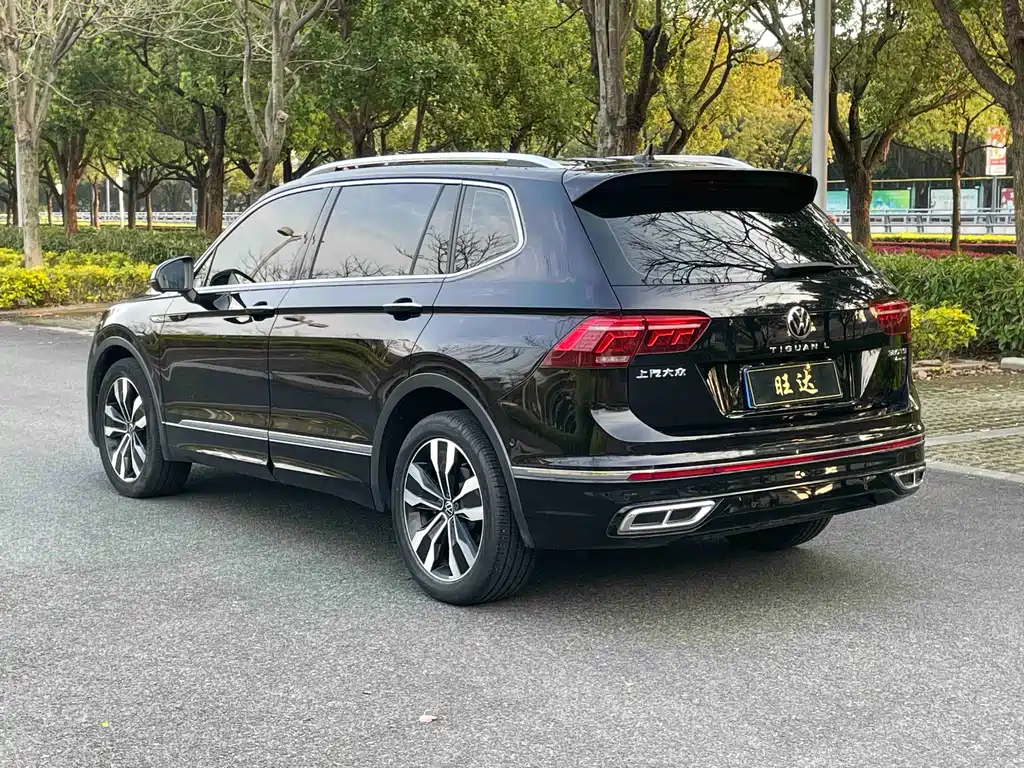Volkswagen Tiguan L 2022 — фото 7