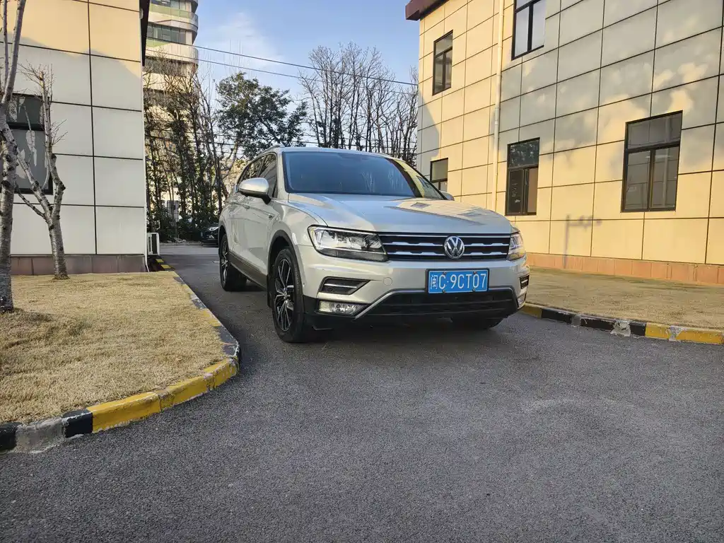 Volkswagen Tiguan L 2019 — фото 3