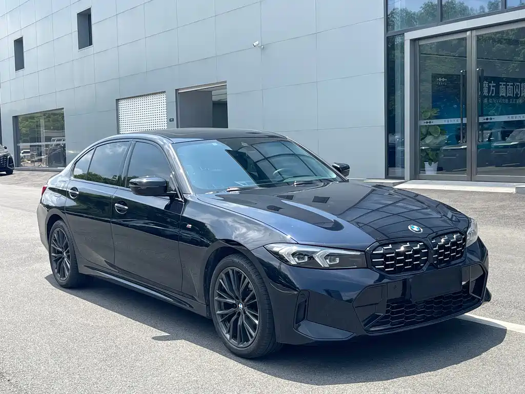 BMW 3 Series 2024