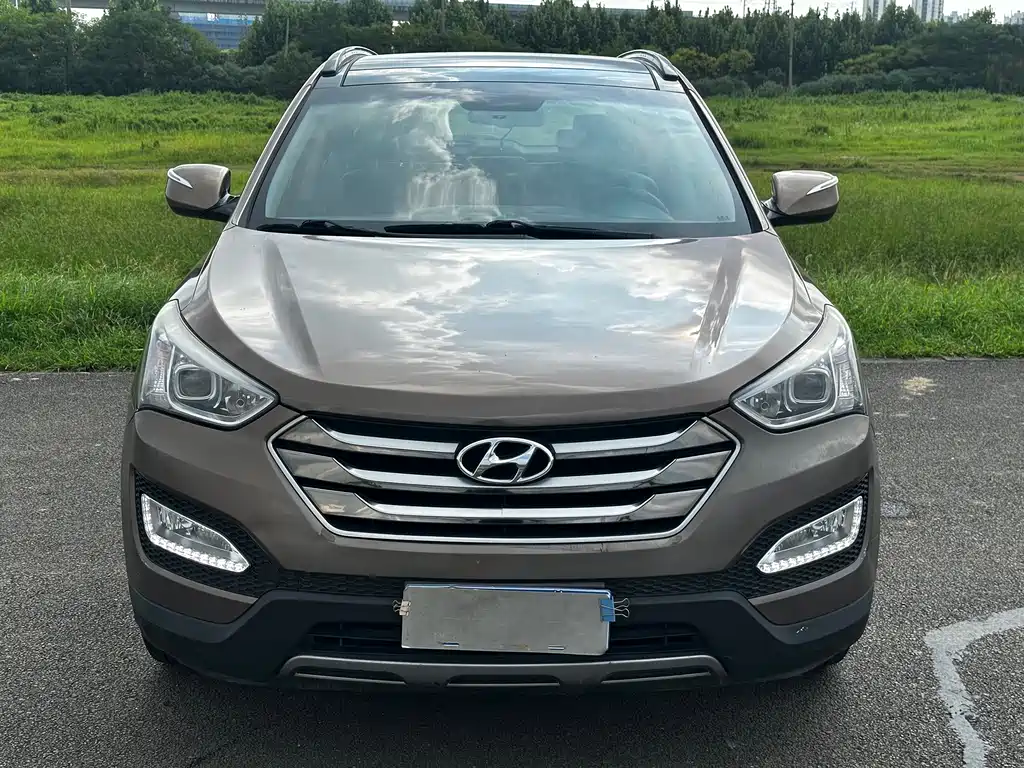 Hyundai Santa Fe 2015 — фото 2
