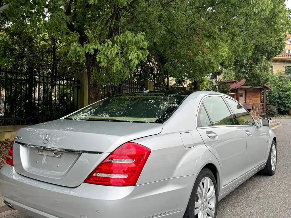Mercedes-Benz S-Class 2013
