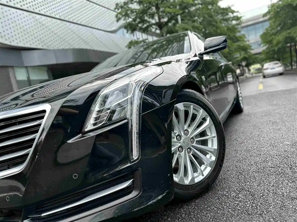 Cadillac CT6 2018 — фото 12