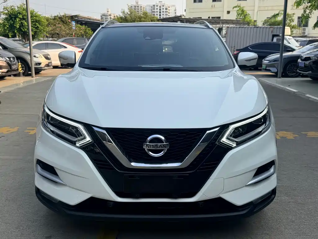 Nissan Qashqai 2022 — фото 2