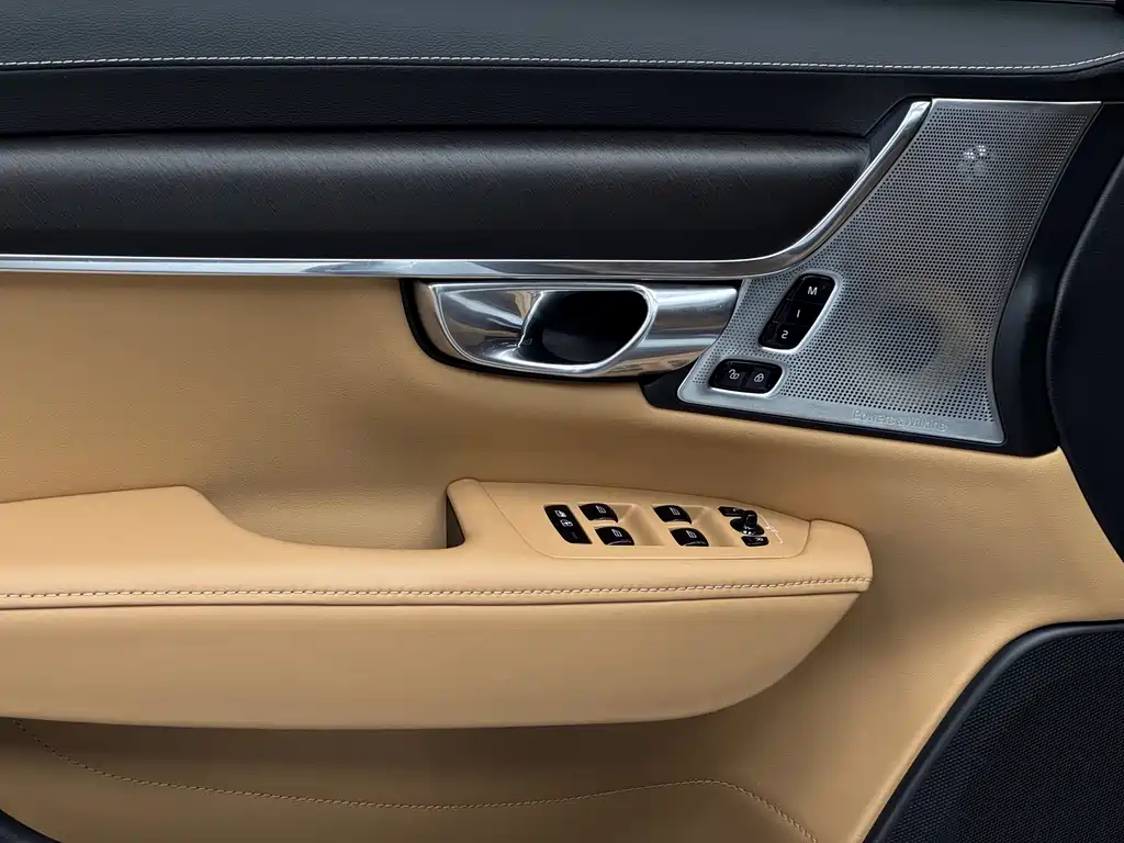 Volvo V90 2018 — фото 18