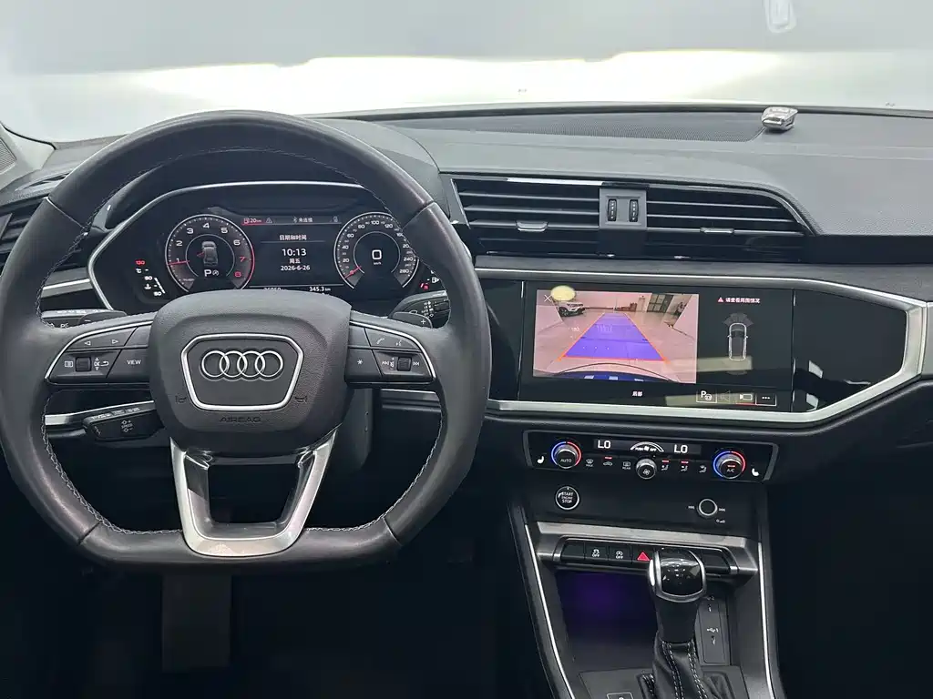 Audi Q3 2023 — фото 11