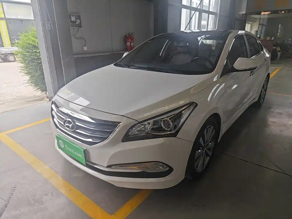 Hyundai Mistra 2014
