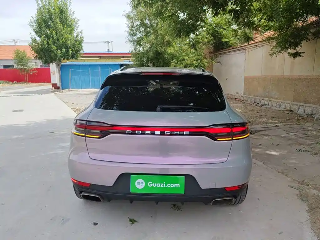 Porsche Macan 2020