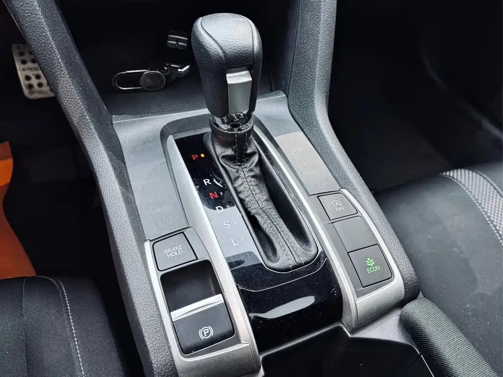 Honda Civic 2019 — фото 14