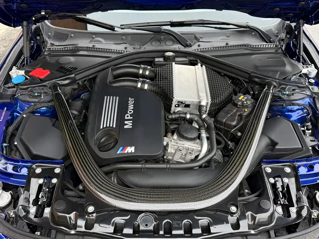 BMW M4 2020 — фото 19