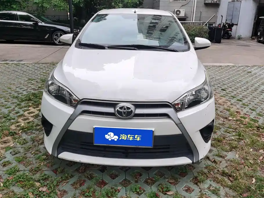 Toyota Yaris L 2016 — фото 2
