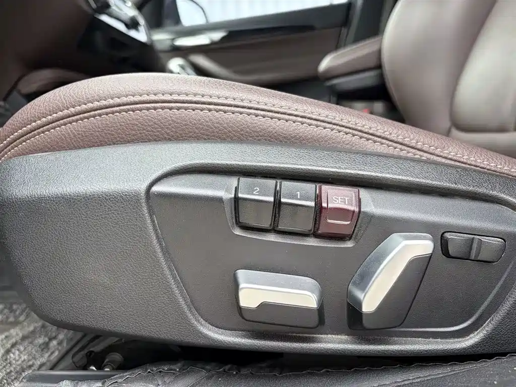 BMW X2 2021 — фото 15