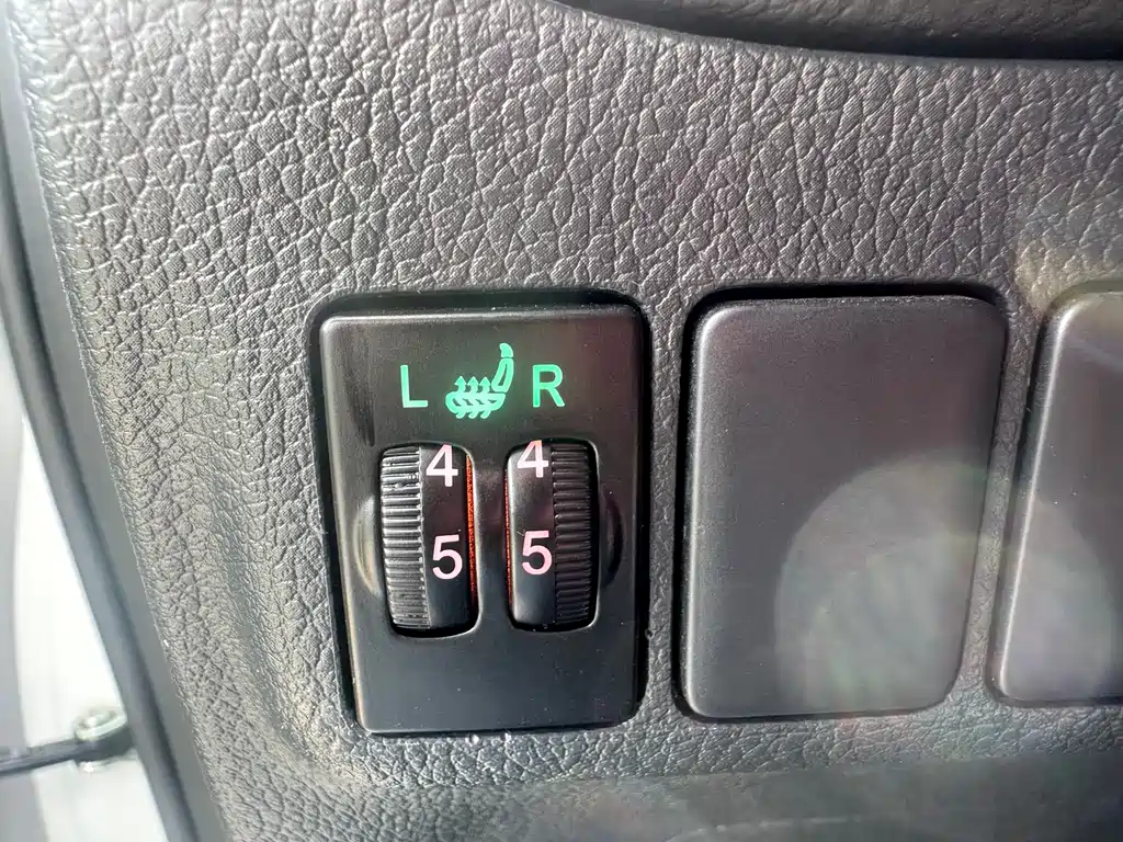 Mitsubishi Outlander 2022 — фото 12