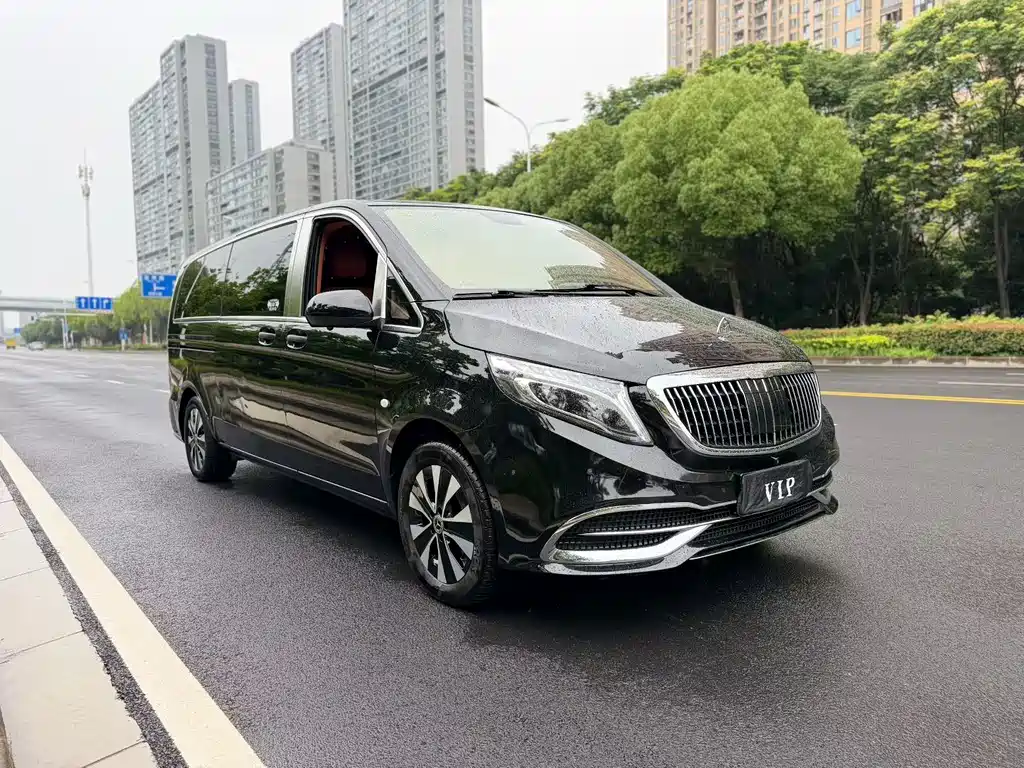 Mercedes-Benz Vito 2022 — фото 2