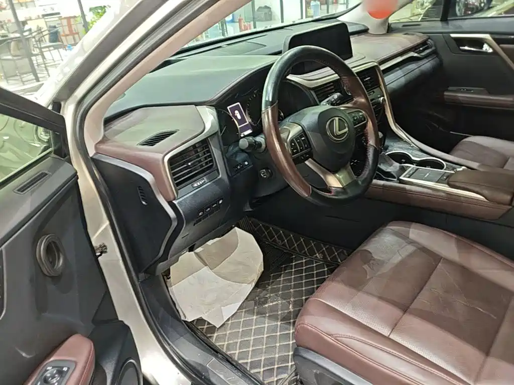Lexus RX 2021 — фото 16