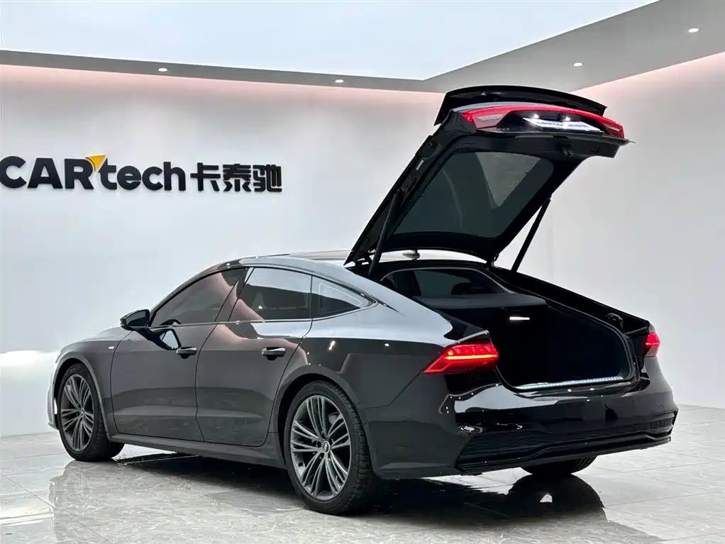 Audi A7 2023 — фото 22