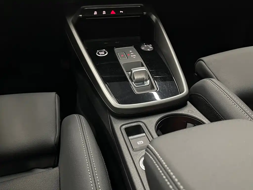 Audi A3 2022 — фото 17