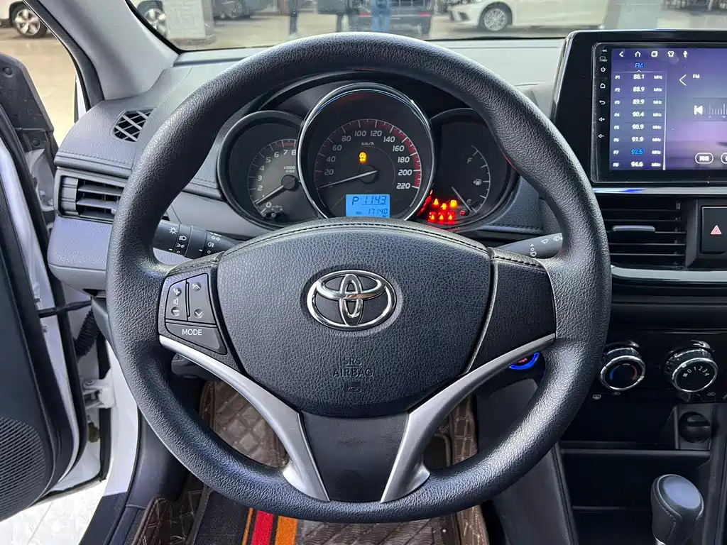Toyota Vios 2022 — фото 6