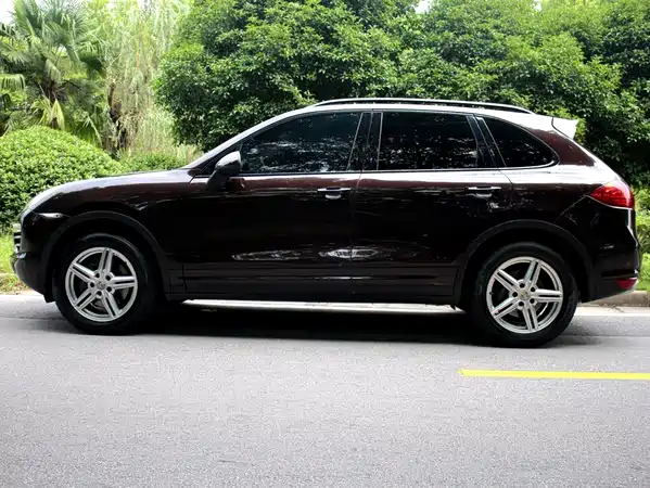 Porsche Cayenne 2014