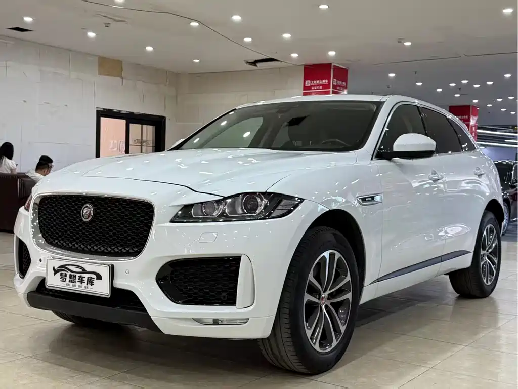 Jaguar F-PACE 2019