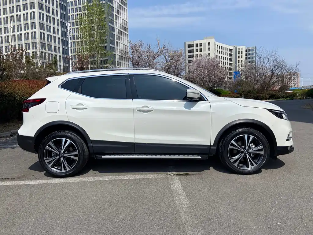 Nissan Qashqai 2022 — фото 6