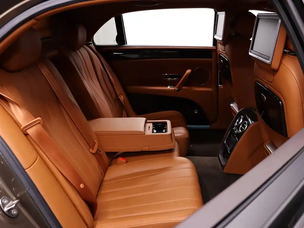 Bentley Flying Spur 2014 — фото 23