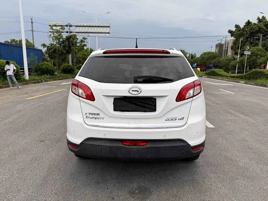 GAC Motor Trumpchi GS5 2014 — фото 8
