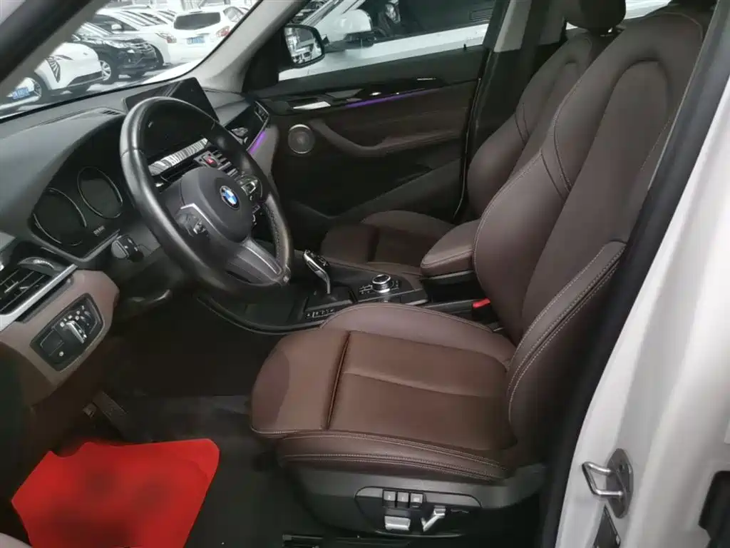 BMW X1 2022 — фото 15
