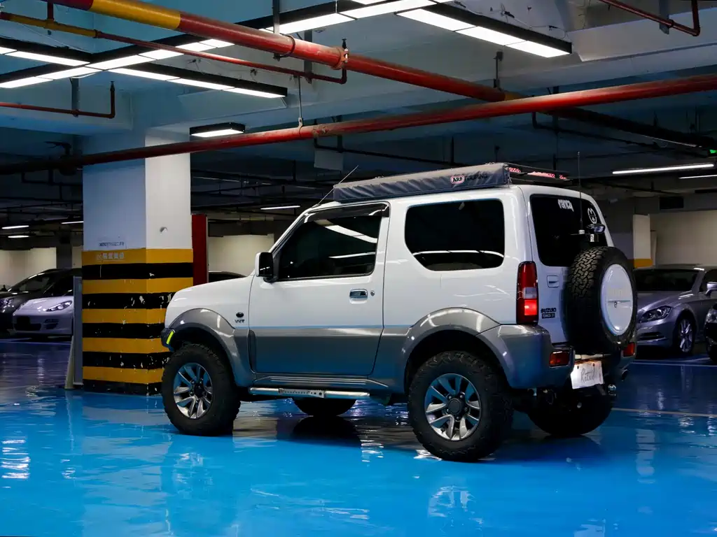 Suzuki Jimny 2017 — фото 3