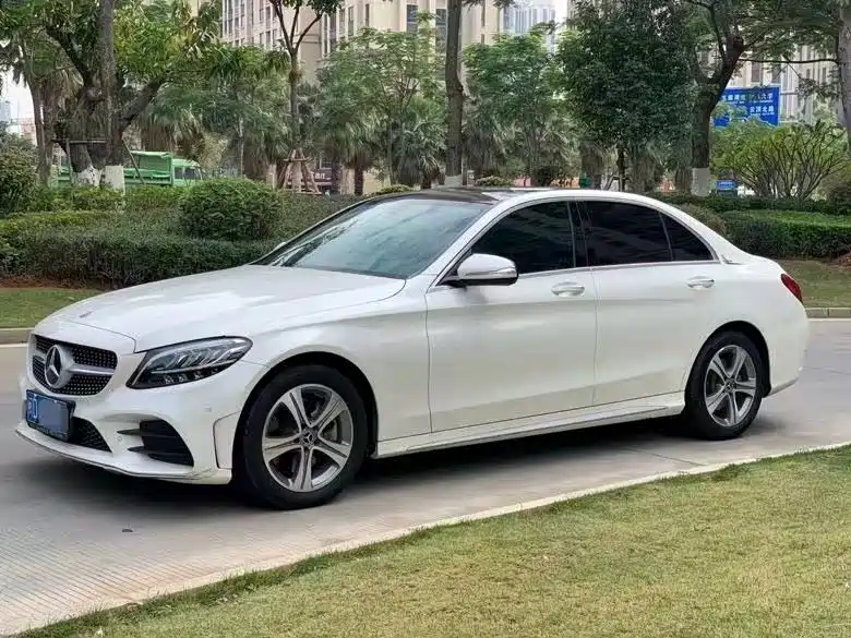 Mercedes-Benz C-Class 2019