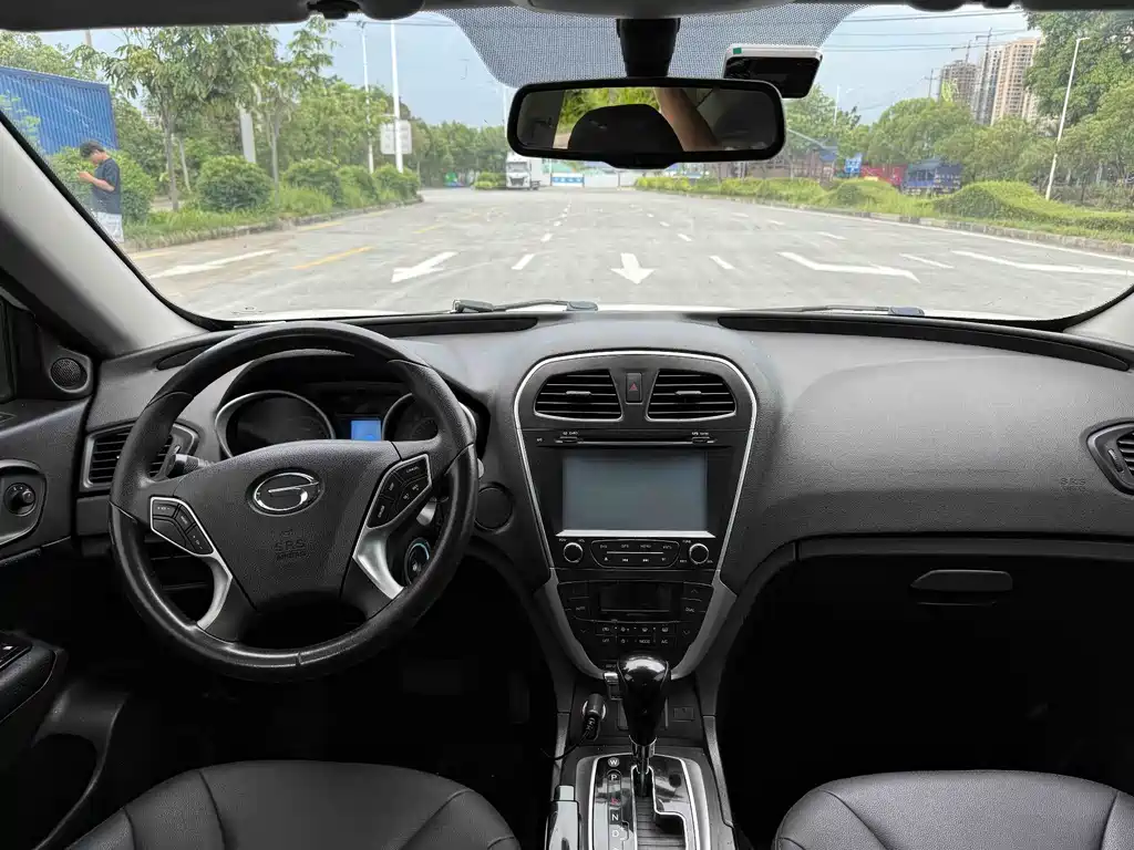 GAC Motor Trumpchi GS5 2014 — фото 6
