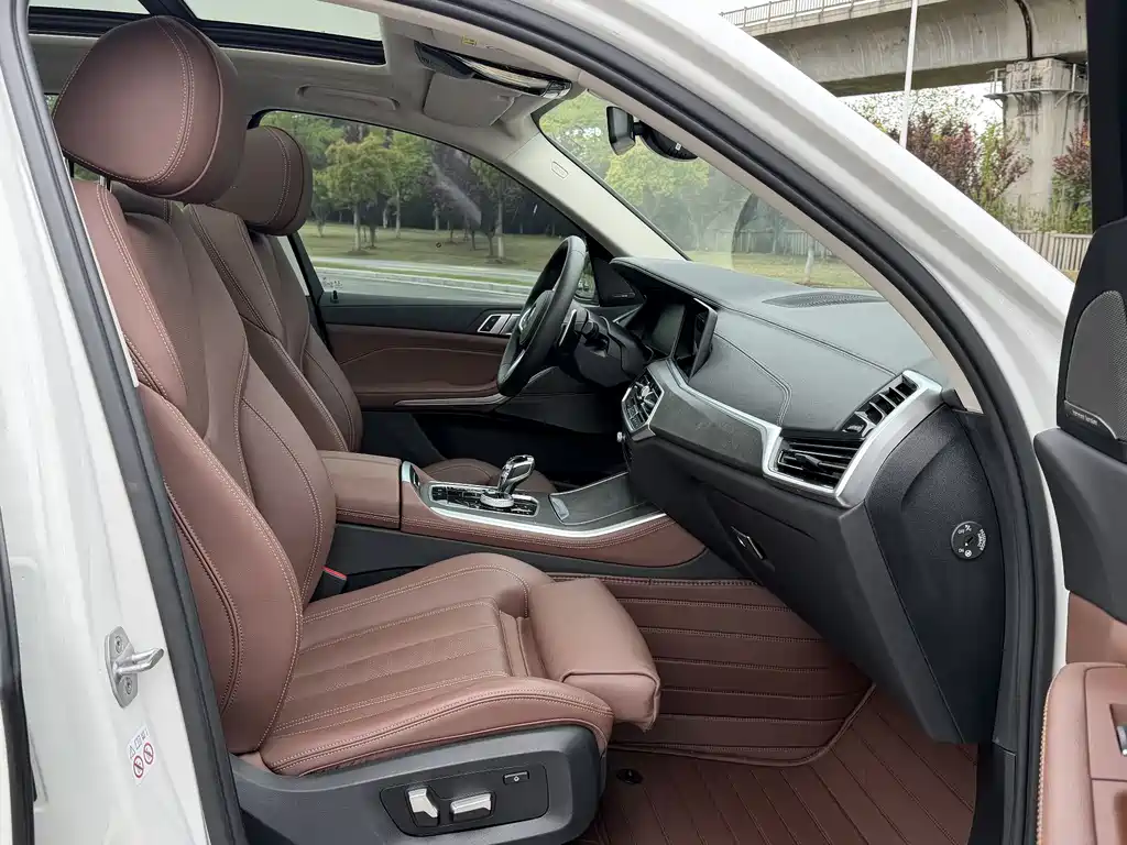 BMW X5 2020 — фото 14