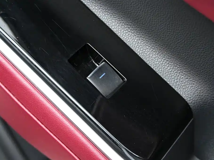 Toyota Crown Kluger 2021 — фото 30